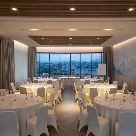 Hotel Santika Pasirkaliki Bandung Ngoại thất bức ảnh