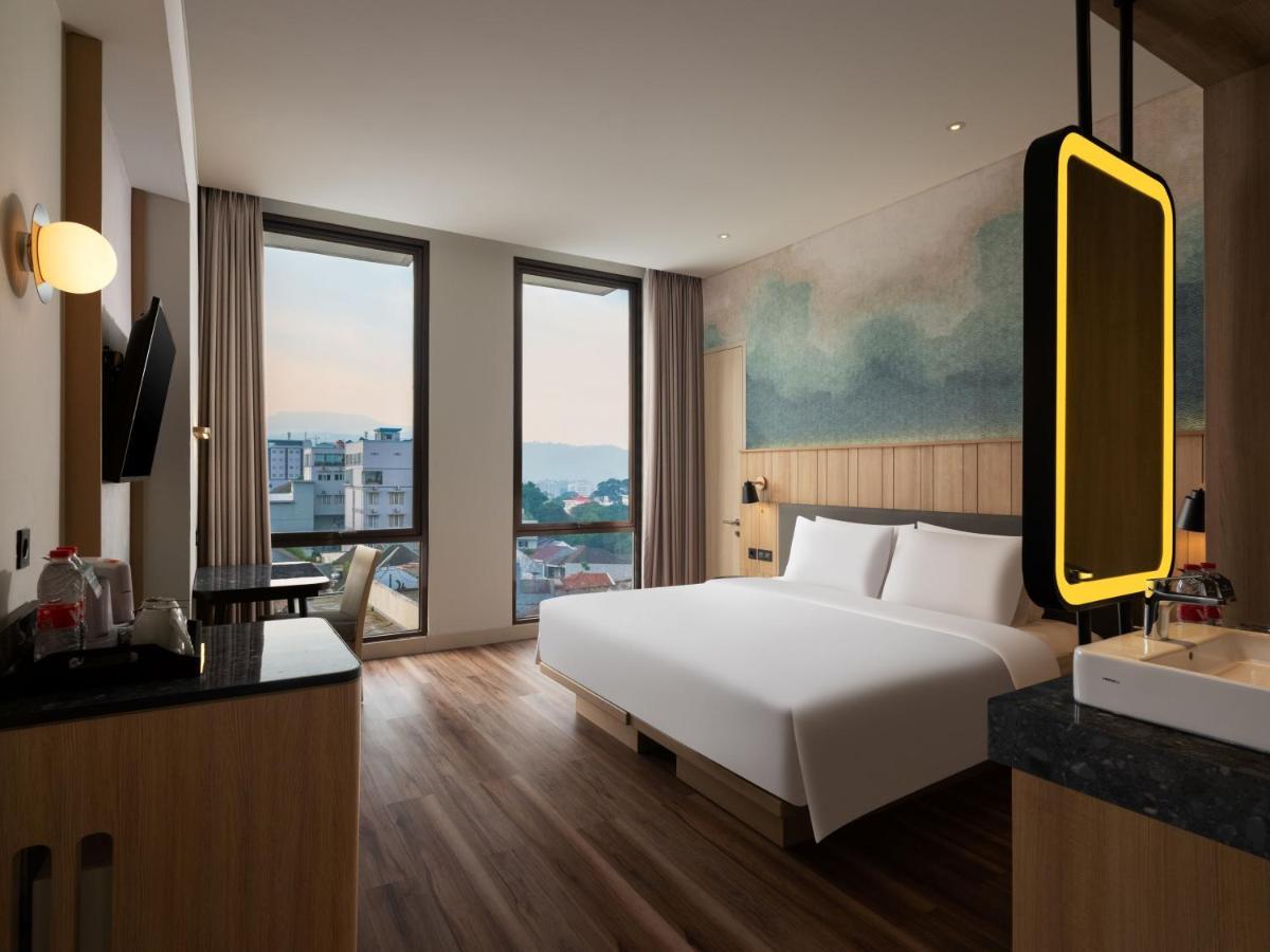 Hotel Santika Pasirkaliki Bandung Ngoại thất bức ảnh